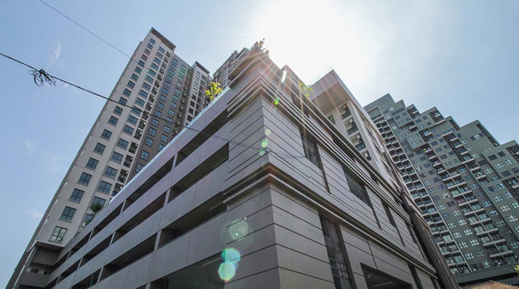 Wooden Suites Bangkok Exterior photo