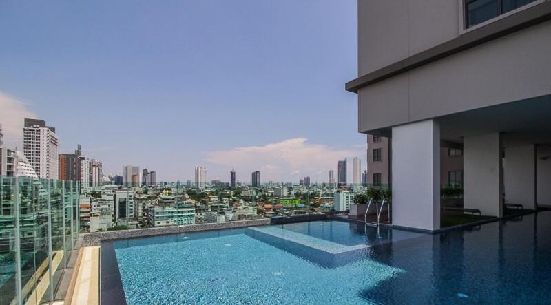 Wooden Suites Bangkok Exterior photo